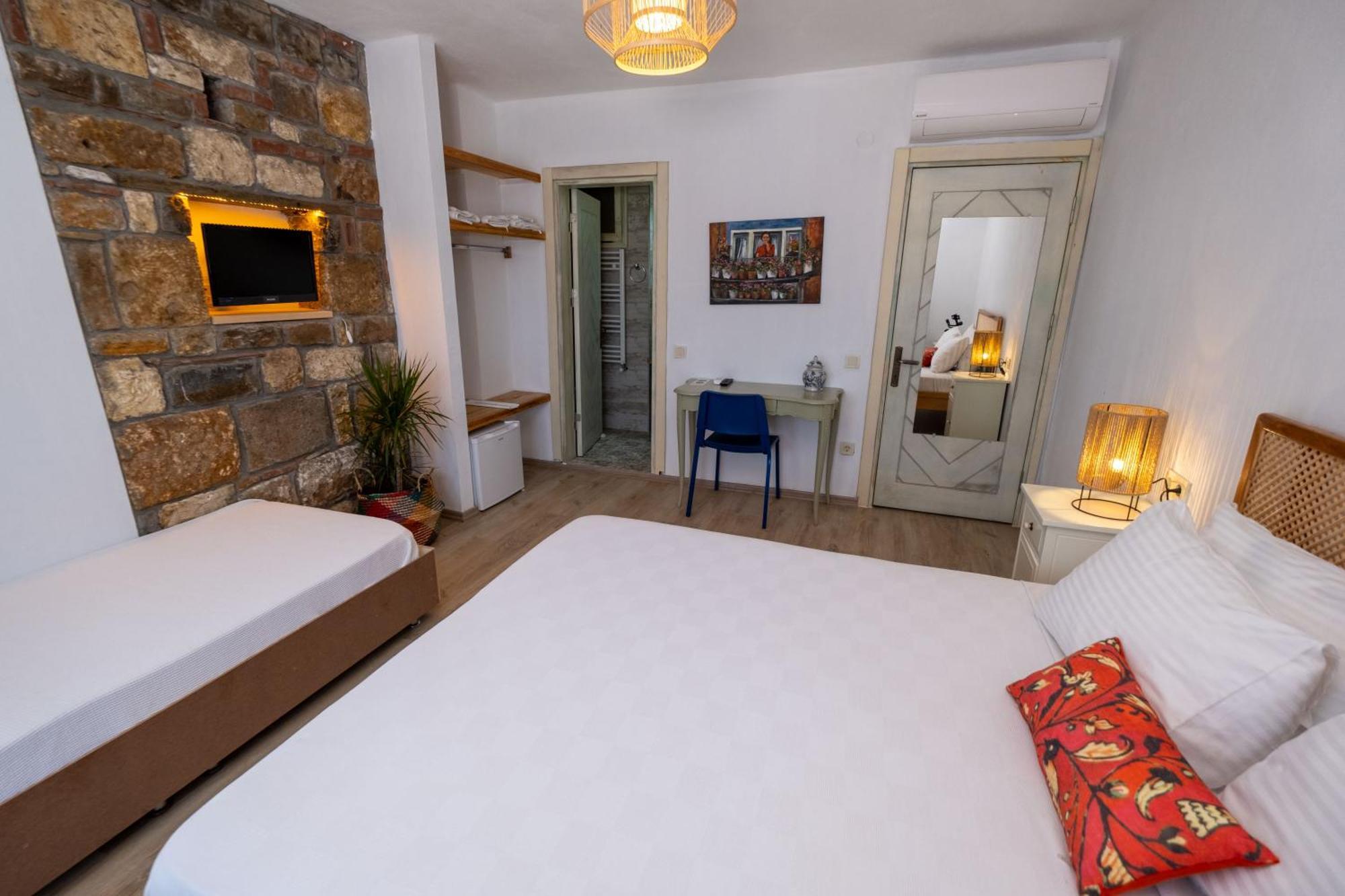 Posthane Hotel Bozcaada Esterno foto
