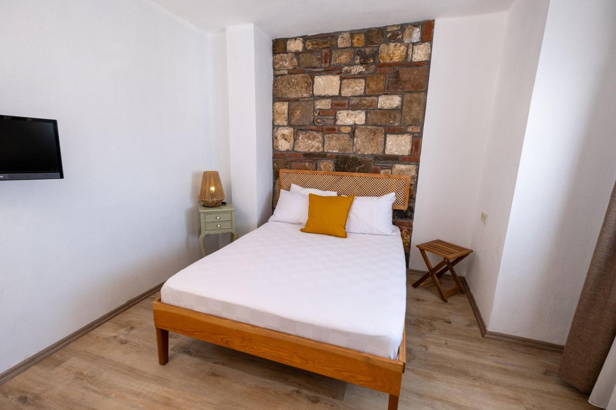Posthane Hotel Bozcaada Esterno foto